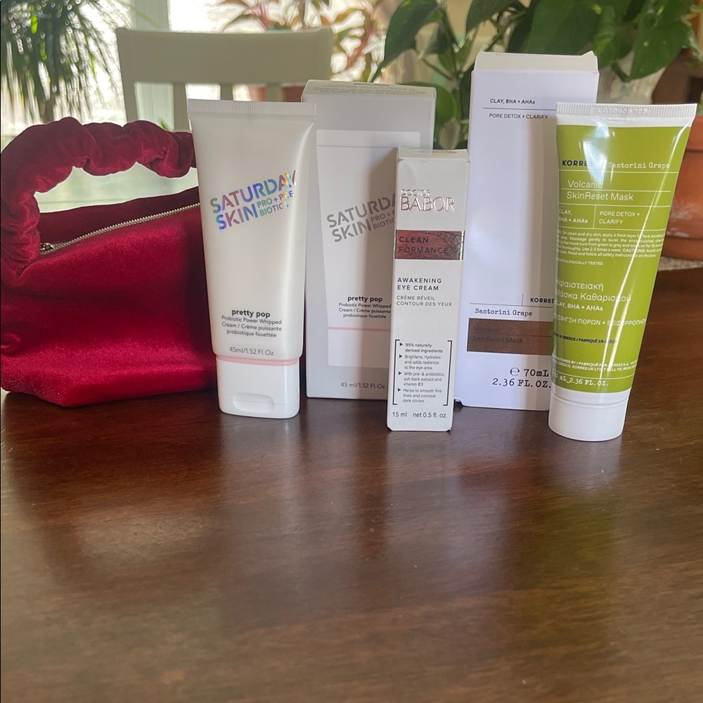 Luxury Skincare Bundle NEW includes Bag
